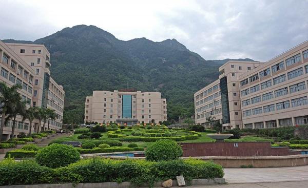 福建工程学院仓山校区图片